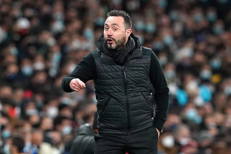 FC Shakhtar Donetsk’s coach Roberto De Zerbi during Champions League match. in Madrid, Spain on November 3, 2021. (Photo by Acero/Alter Photos/Sipa USA)